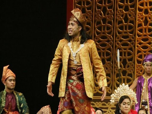 Bersama Penggiat Seni Teater Tempatan: Encik Hafiz Bin Yusof